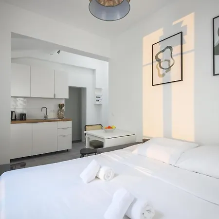 Apartment 5#studio 2pers#paris 15#commerce#ac *